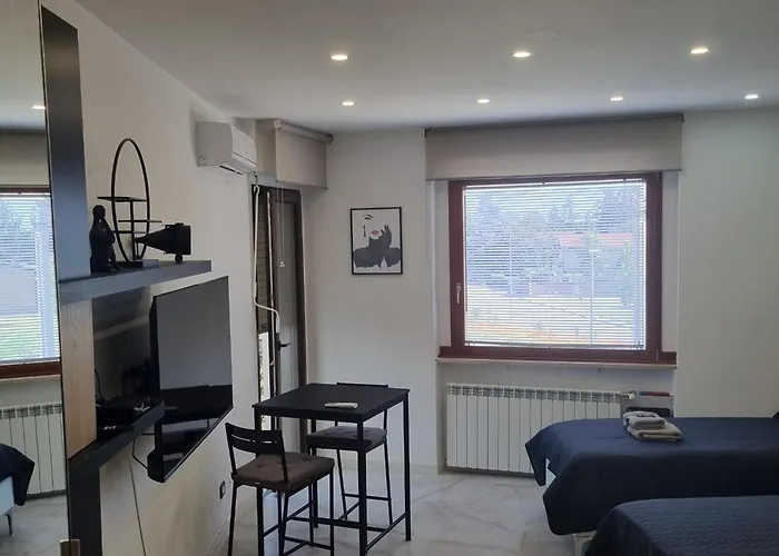 Sanzio, Centro شقة