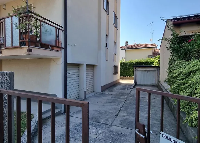 شقة Sanzio, Centro