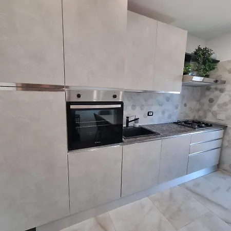 Sanzio, Centro Monfalcone